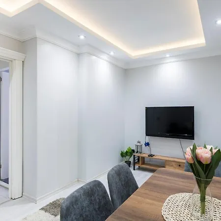 Peaceful 1 Bedroom Flat W/ac Near Taksim - 7 Min Walk דירה *