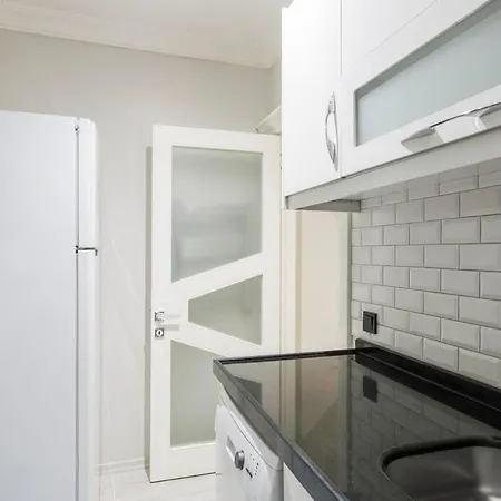 Peaceful 1 Bedroom Flat W/ac Near Taksim - 7 Min Walk * Istambul