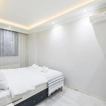 Peaceful 1 Bedroom Flat W/ac Near Taksim - 7 Min Walk