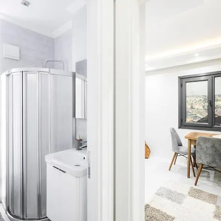 Peaceful 1 Bedroom Flat W/ac Near Taksim - 7 Min Walk * Istambul